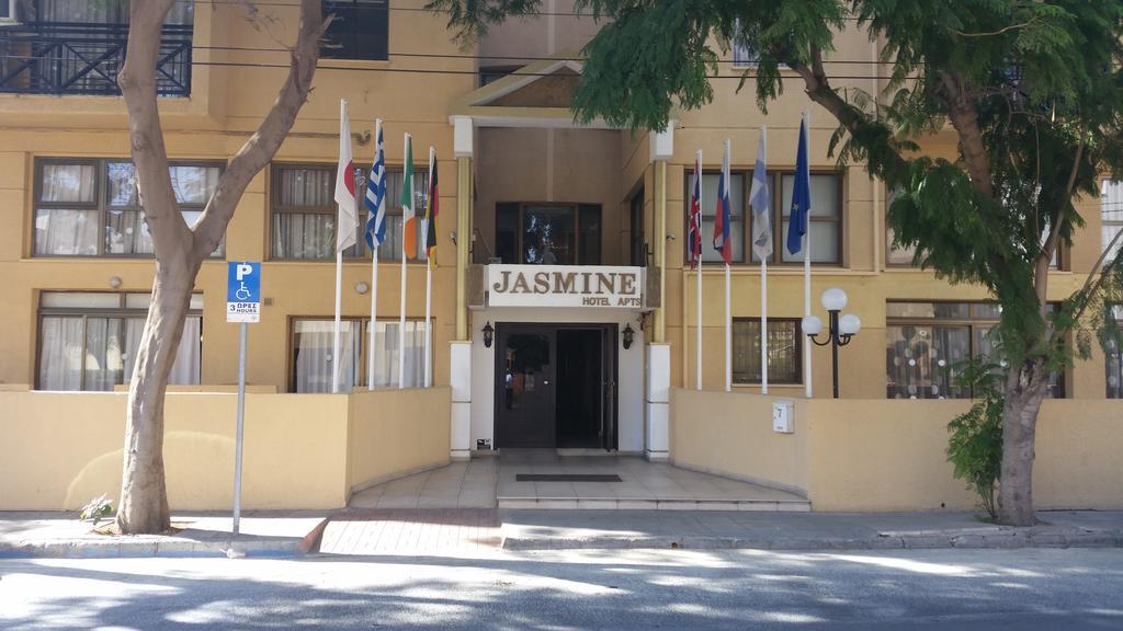 Jasmine Aparthotel 3*