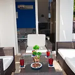 Maison Menelaos
