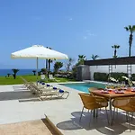 Protaras Beachfront Villa Pietra