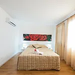 Operetta House
