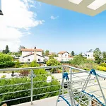 Luxury Two-Bedroom Apartment In Amazing Place Lukomorye C4