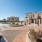 Beautiful 2-Bedroom Apartment - Great Location