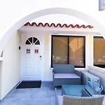 Bella Ciao Beach Apartments