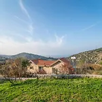 Chardonnay Guest Studio Rooms With Great View For Nature Lovers