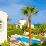 Villa Chrysanthemum