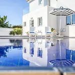 Villa Hibiscus