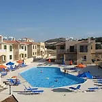 Remarkable 2-Bed House In Poli Crysochous