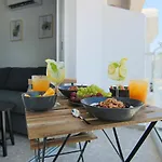Phaedrus Living Seaside Luxury Flat Athina 113