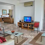 Exceptional Large Villa, Private Heated Pool, Complete Privacy, Prime Location