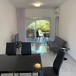 Tourist Area Center, Modern Ground Flat, With Pool, Patio, 200M From Beach