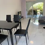 Tourist Area Center, Modern Ground Flat, With Pool, Patio, 200M From Beach