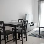 Renovated One Bedroom Apartment In Paphos With Pool
