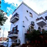 White Pearl Hotel