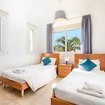 Villa Oscar