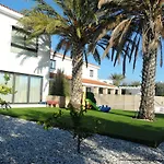 Luxury 6 Bedroom Villa With Privet Pool In Paphos
