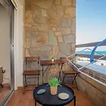 Central, By Sea, Seaview, Renovated 1 Bedroom Flat