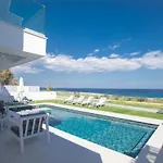 Artizan Seafront Villa 5