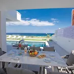 Artizan Seafront Villa 5