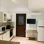 Studio In Captains House With A Pool
