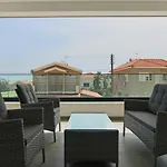 Phaedrus Living: City View Anna Residence 102