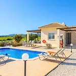 Villa Lime Tree