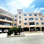 Direct Sea View & Quality Bed - Kings Palace 1 Bed