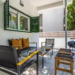 Arty Haven - Spacious 3-Br House In Larnaca