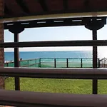 Panorama Beach House, 5 Meters To The Sea