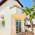 Gr8Padz Villa Artemis
