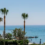 Sanders Ermitage On The Beach - Delightful 1-Bedroom Apartment With Sea View