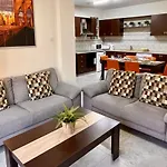 Palmyra-Comfortable Cozy/City Apartment.