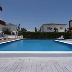 Lemon Tree 1-Br Apt In Livadia