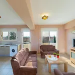 Pelagos Apartment 6