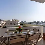 Anais 1-Bedroom Apartment In Mackenzie