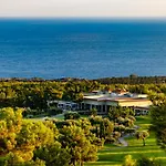 Korineum Golf&Beach Resort