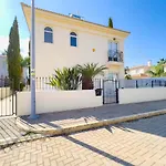 Villa Rea