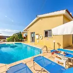 Villa Kampos