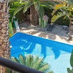 Villa Thalassa With Private Pool