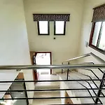 Villa Olivia Coral
