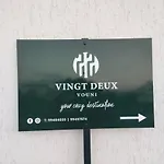 Vingt-Deux Vouni 22