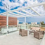 Villa Macan