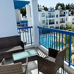 Beautiful 2Bedroom With The Pool