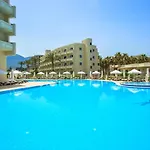 Premium Vuni Palace Hotel & Spa & Casino