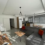 Girnenin Kalbinde Tatil