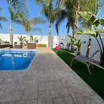 Villa Angel - Exotic Villa 200M From Beach