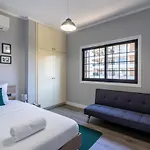 Peale'S 2-Bedroom Apartment In Mackenzie