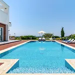 Seafront Villa Maya By Ruidoso Luxury