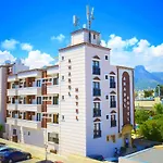 Anadol Hotel & Pool Central Location !