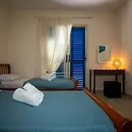 Costas Maisonette