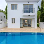 Palms 3-Br Villa In Protaras